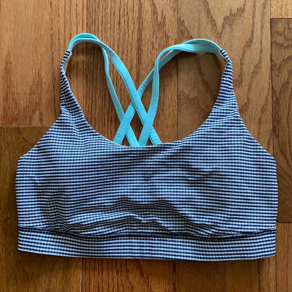 Lululemon sports bra S6